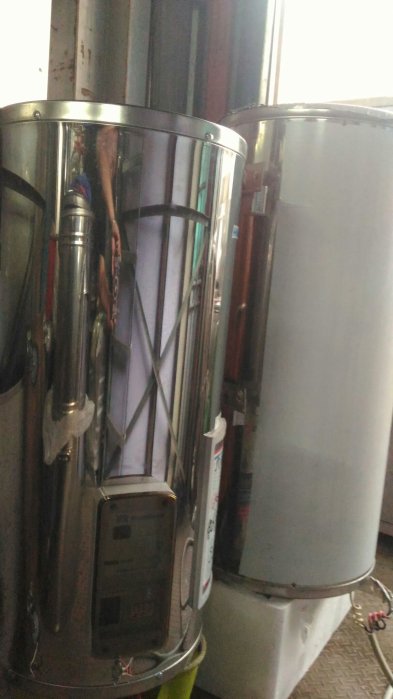 電能儲熱器 熱水器上市囉南門餐廚設備拍賣二手鴻茂15加侖53公升儲熱式數位熱水器