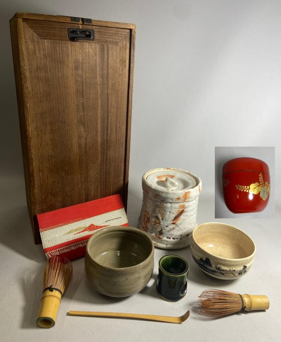 藏舊尋寶屋】老日本短冊箱茶道具組〈志野燒落款陶水指．