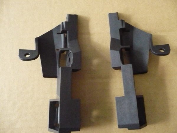 材料達人 BMW E46 02 固定前保桿外側 前保桿固定扣子 前保桿扣子 前保桿釦子 前保桿固定架