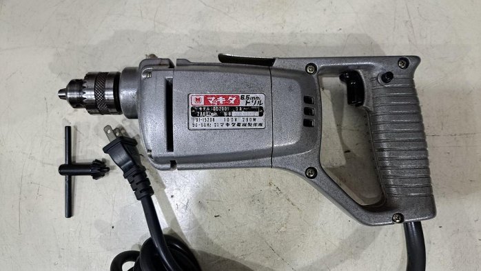 ㄚ峰日本精品二手貨"日本原裝漂亮(牧田DR2001)2分6.5mm鋁合金快速電鑽