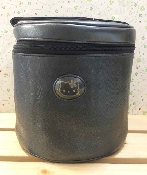 【震撼精品百貨】Hello Kitty 凱蒂貓日本SANRIO三麗鷗 Hello Kitty 25TH化妝包/箱-黑S*18810