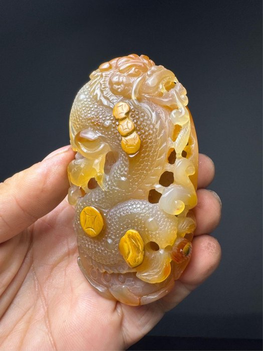瑪瑙玉髓【龍如意】蜜糖瑪瑙