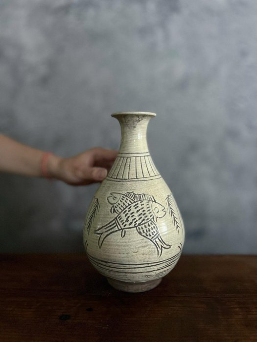 朝鮮李朝白磁粉青沙器柳蔭魚文瓷瓶禮器收藏高麗青花藝品朝鮮古董柳葉瓶