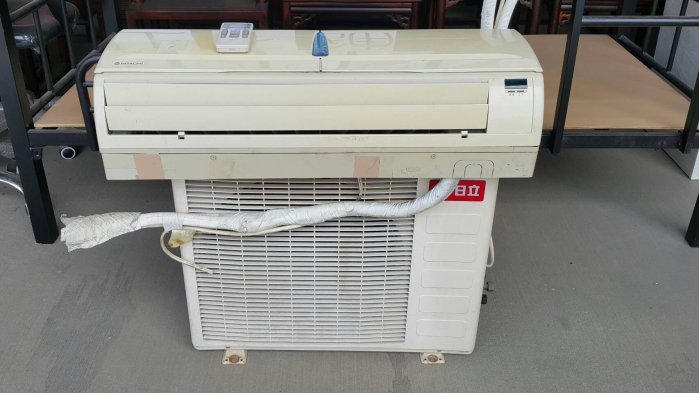 大台南冠均二手貨--日立 1對1分離式冷氣 0.95噸 3-5坪 冷氣機 *窗型冷氣/冰箱/洗衣機/電視/家具 F31