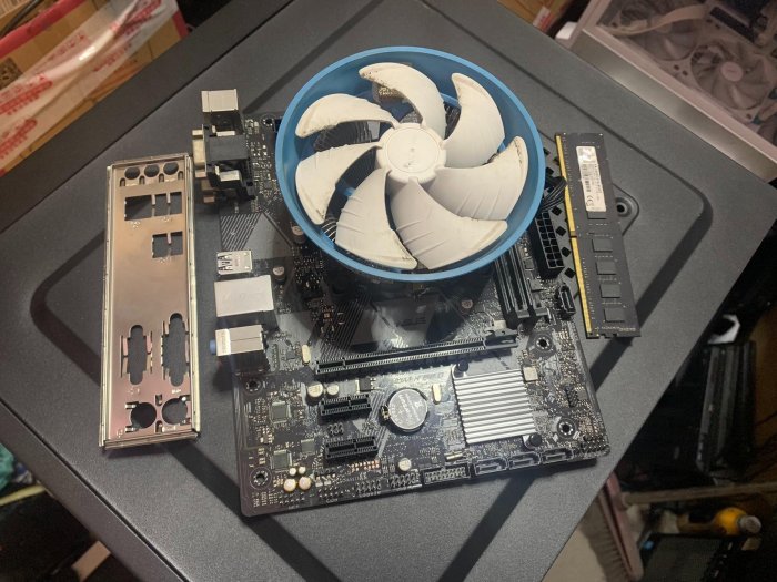 【小新代購】華碩PRIME H310M-K R2.0主板➕I5 8500 CPU➕8G內存條 正常使用  主板：160 CPU ：