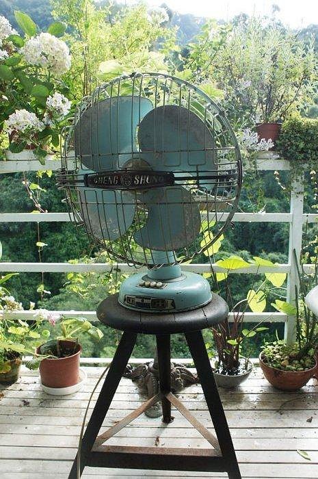 台灣  CHENG SHUNG  早期   少見   老電扇 電風扇 古董電扇 古董電風扇 桌扇  原漆-原件  可調角度 擺頭 轉速 功能正常  老件有使用痕