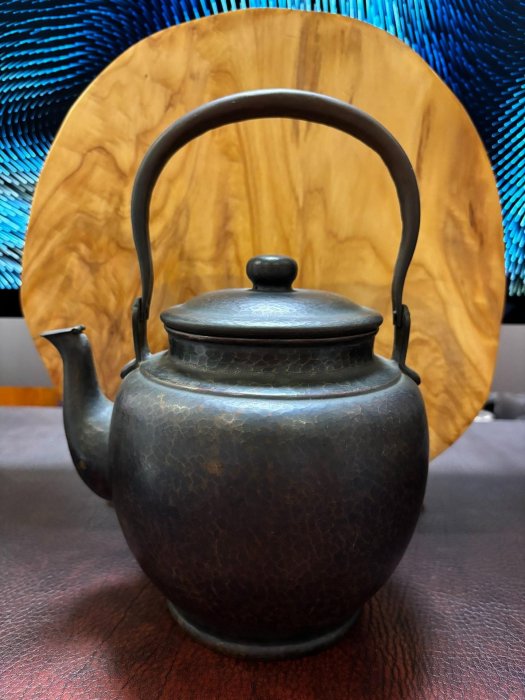 越後燕 清穂堂鎚起銅器 鎚目銅建水 茶溢 在