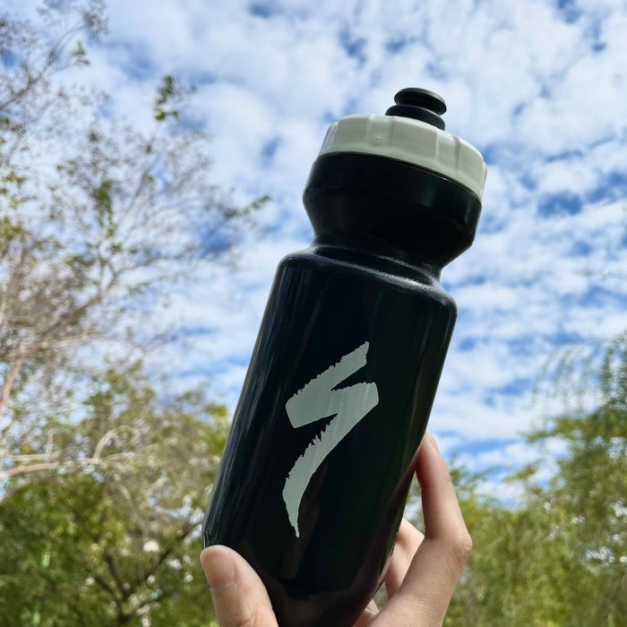 墨壺 現貨美國製Specialized Zipp 運動水壺- 閃電黑美式嘻哈灰條單車腳踏車