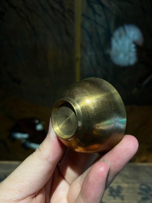 嚴選日本製24K金杯6個，精工打造直徑5.1cm、高2.5cm，總重202克Copper