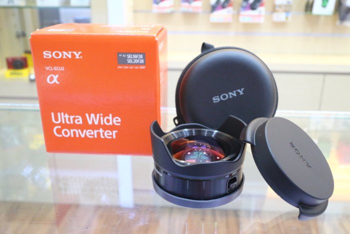 SONY VCL-ECU2 SEL16F28セット Amazon.com : Sony VCLECU2 12-16 MM,f/2.8 Petal Shaped Fixed Ultra