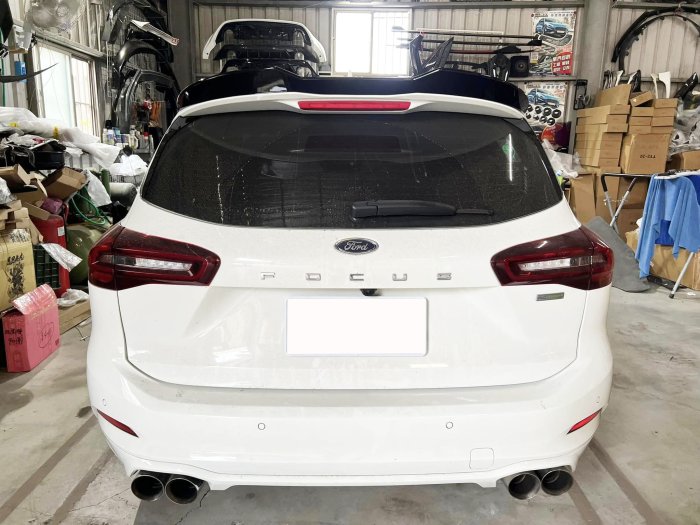 水轉印卡夢 福特 FORD Focus MK4.5 Wagon 專用鴨尾翼 ABS材質 刀鋒尾翼 小鴨尾 大尾翼