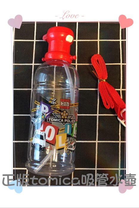 愛買物 特價出清 正版tomica警車款水壺 附贈背帶 外出冷水壺 幼稚園 遠足 戶外教學小朋友水壺