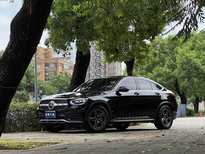 【皇賓汽車】M-Benz 賓士 GLC200 Coupe AMG Line 黑