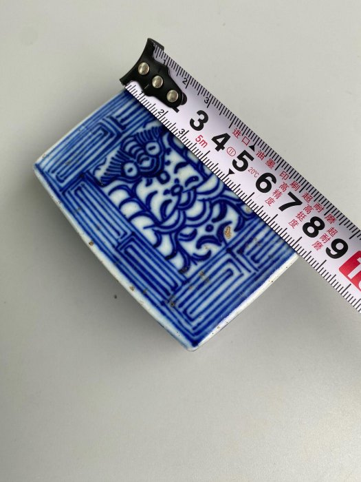 ♦中国古陶磁 青花 長方形印盒 盒子 染付 印泥入 古玩 古美術品 骨董品 清代青花纏枝紋老印泥盒全品嚴選古董印泥珍藏清代青花繁花印泥盒裝收藏