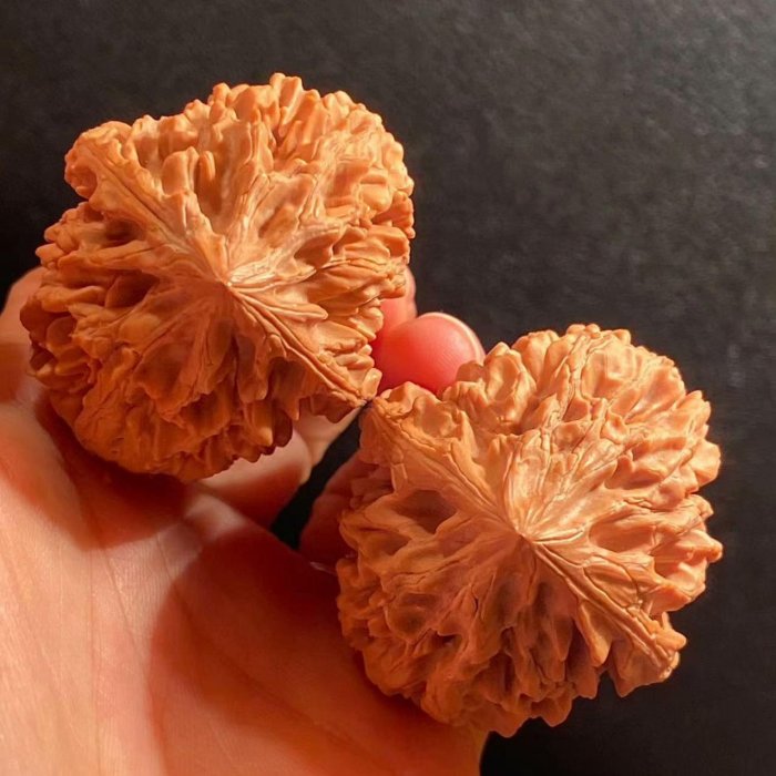 文玩核桃招財鼠核桃九層妖塔58.3g 粉紅皮| Yahoo拍賣