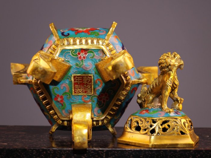 珍品純銅景泰藍三龍足雙耳狻猊蓋爐熏香爐純銅掐絲琺瑯彩造型獨特色澤