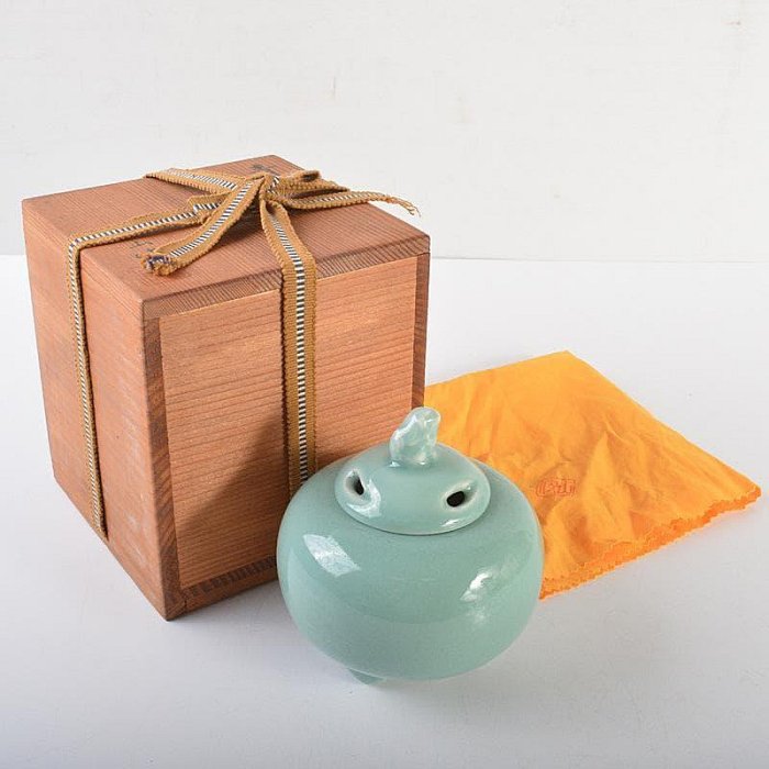 茶道具板谷波山作青磁三足香爐共布共箱MR6770 | Yahoo拍賣