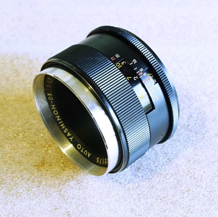 YASHICA AUTO YASHINON-DX 50mm F1.7【美品】 Yashica Auto Yashinon-DX 50mm F1.7 Lens Reviews - Yashica