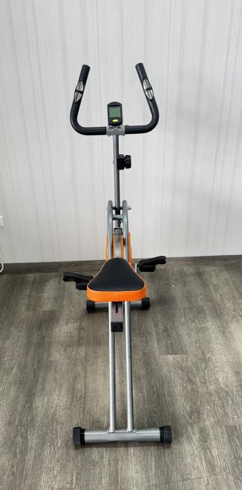 【台中最推薦宏品2手家具館】買賣 中古 全新 二手傢俱 XS582606W*摺疊健身車* 跑步機 按摩椅 划步機 飛輪機 健身器材 腳踏車 健腹機