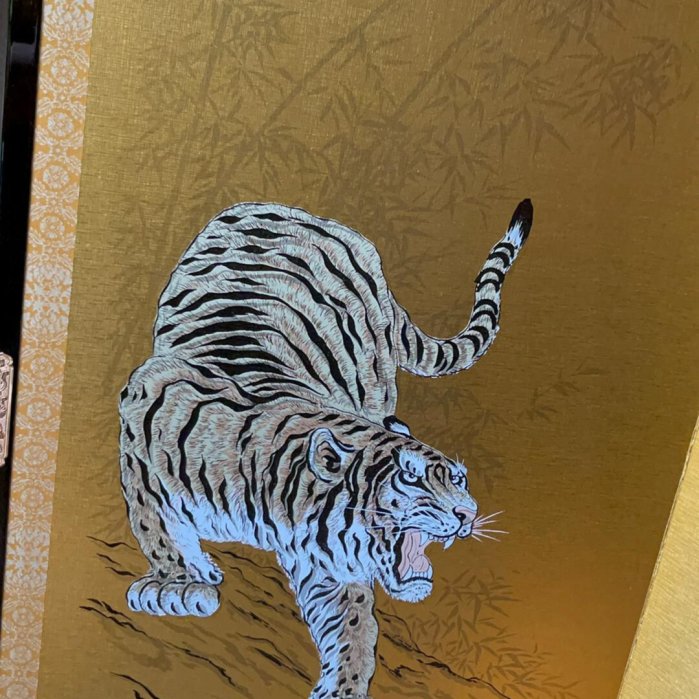 日本金箔屏風，龍虎空白屏風日本中古本御屏風竜虎蒔繪付，新金箔絹目