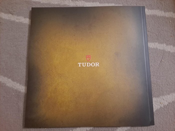 帝舵 TUDOR 88頁全彩 目錄 型錄 2016 black bay 銅 黑 鈦 水鬼 GMT 可樂 百事 計時 勞力士 錶 老刁 貝克漢
