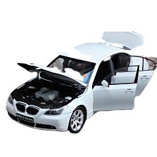 模型車仿真模型車1:18京商KYOSHO 原廠寶馬5系轎車BMW E60 545i 汽車