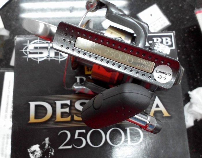 龍哥釣具2}SHIMANO BBX DESPINA 2500D 日本製手煞車捲線器