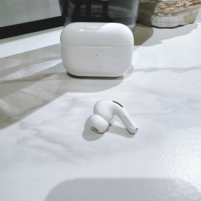 二手九成新 左耳 右耳 充電盒 拆售 AirPods Pro 藍芽耳機 IPhone 12 13 14 Pro Max 參考可用
