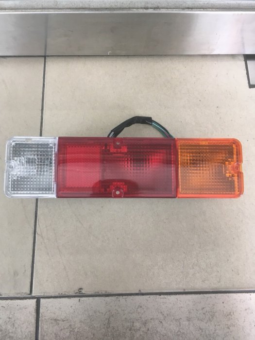 材料達人 鈴木 SUZUKI 吉利 CARRY 08 後燈 尾燈