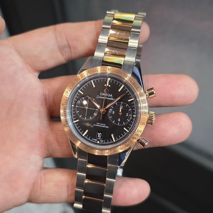 【個人藏錶】 OMEGA 歐米茄 超霸系列 18K金+不鏽鋼材質 18K金計時刻度錶圈 9300同軸計時機芯 黑色面錶盤 41.5mm