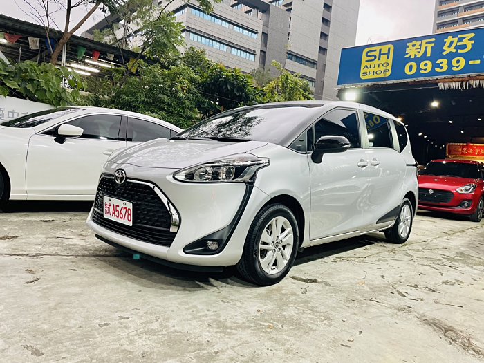 買對中古車何必買新車Sienta原漆原鈑Yaris Livina可參考