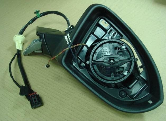 VW GOLF 7代專用 電動後照鏡座 原廠件