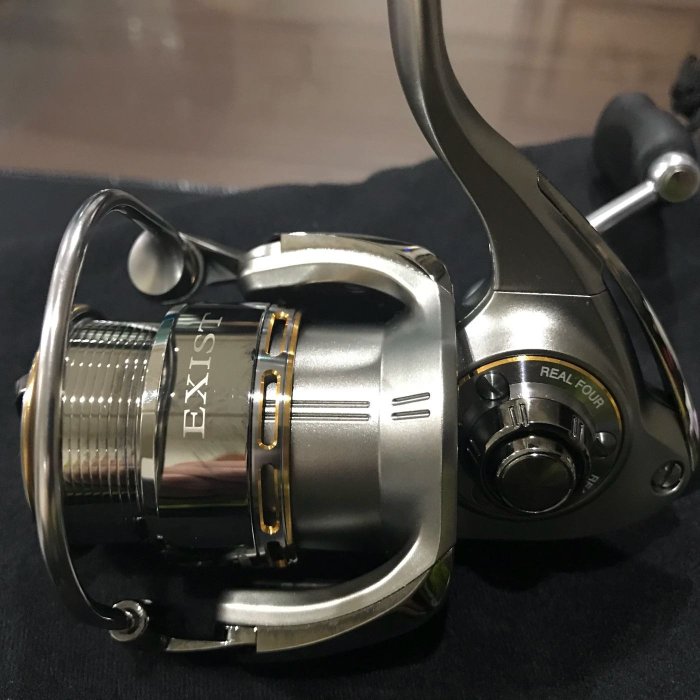 二手美品Daiwa 05 EXIST 1003 經典頂級微物路亞捲線器特價12500