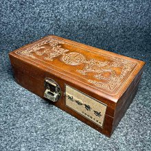 花梨木鑲嵌螺鈿內放沉香佛像盲盒盒尺寸長寬高28/15/9公分150號5068