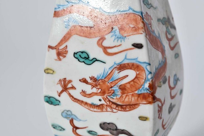 中国古玩　大明萬曆年製　尊式　色絵花瓶 中国古玩 大明萬曆年製 尊式 色絵花瓶