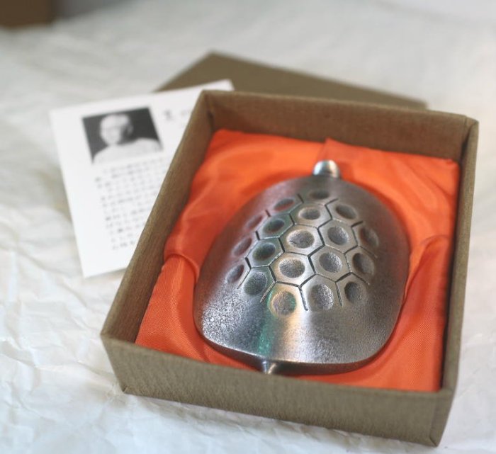 銅製　亀　置物　文鎮　在銘有 NAGAE~日本製造~高岡銅器~103-08~龜~烏龜~文鎮~紙鎮~銅製~馬場忠實~超