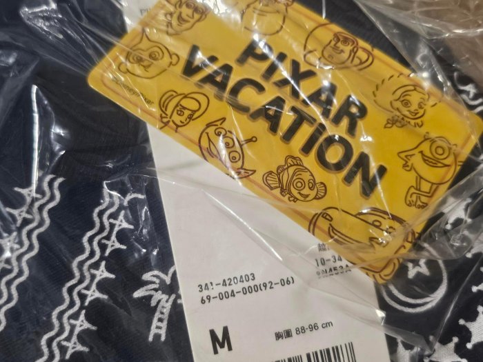 UNIQLO PIXAR Vacation 皮克斯 UT恤 玩具總動員 深藍M號 420403