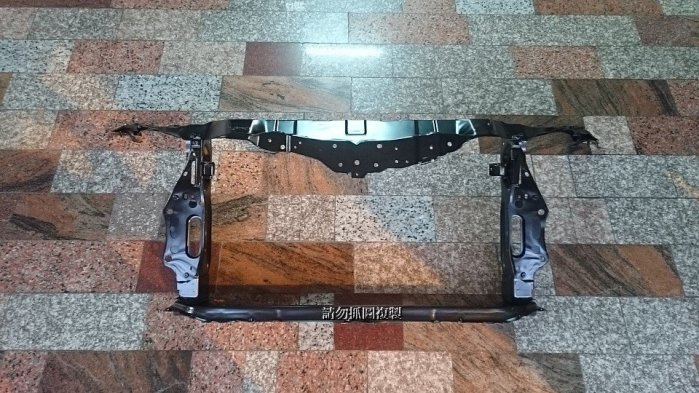 LEXUS IS250 IS350 05-12 全新 水箱架 另有升降機 六角鎖 啟動馬達 發電機 三角架 碟盤 來令片