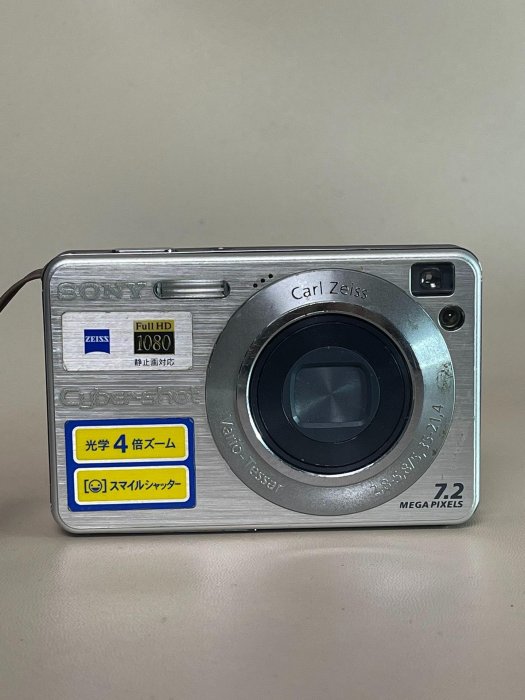 索尼dscw110ccd數碼相機卡片相機奶白皮冷白