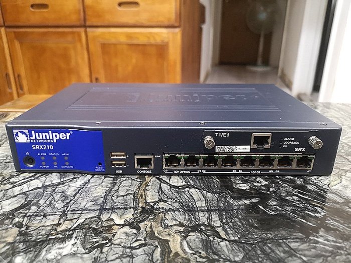 JUNIPER SRX 210 Services Gateway防火牆安控認證閘道器| Yahoo拍賣