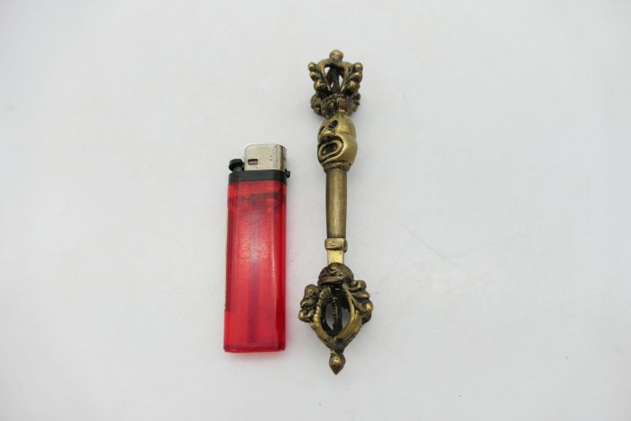 時代金工　古銅鎚出　蓮葉　持手菓子器　F　R5996B 小蔡二手挖寶網)早期銅製藏傳佛教法器雕工精細四辨金剛杵擺件總重量約