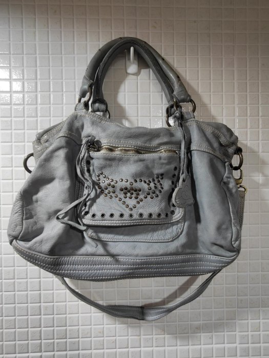 義大利製/moni moni/仿舊灰色/愛心真皮包包/機車包/肩背包/ 手提包/肩背包/斜背包（使用空間大）/約9成新