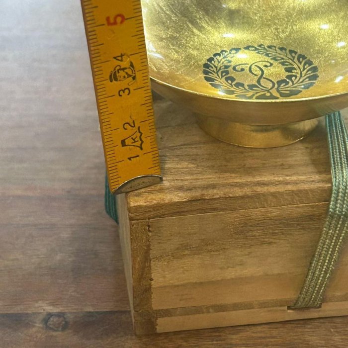 日本中古浄土真宗本願寺派金蒔絵本金箔內外金箔木製木杯金盞品相尺寸見