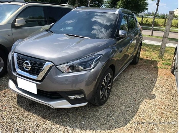 高雄三民區15萬 2015年 Nissan Kicks 1.5L