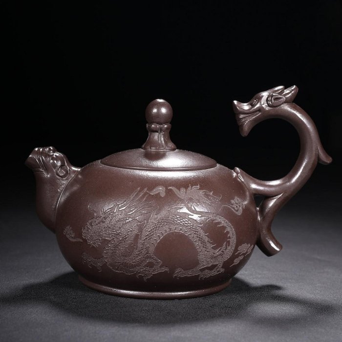 紫砂壺品名：龍鳳呈祥底款：徐漢棠品尺寸：1510cm容量：260cc紫砂分類