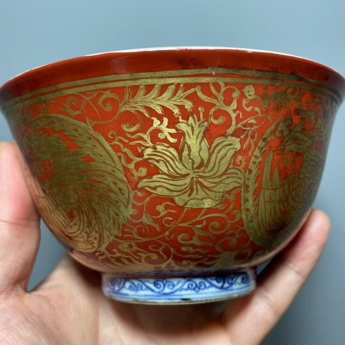 可議價（官窯精品）明代嘉靖內青花外礬紅描金碗口徑12.8公分高7足徑5.5
