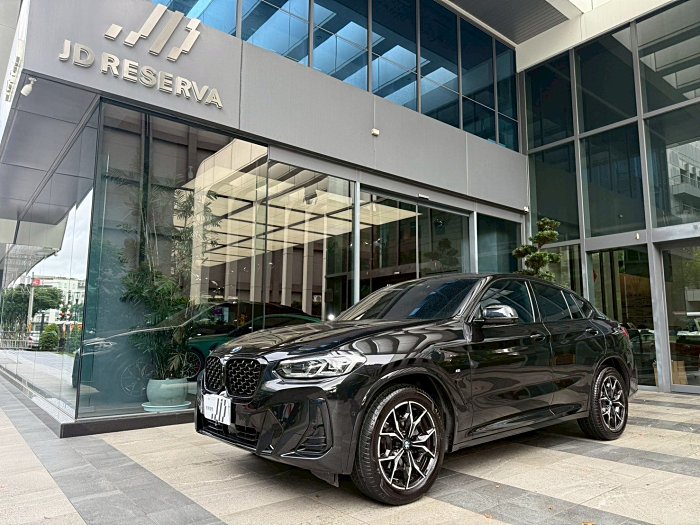 BMW X4 20i M-Sport 鉑金版 2024 黑色 總代理 金帝|民族