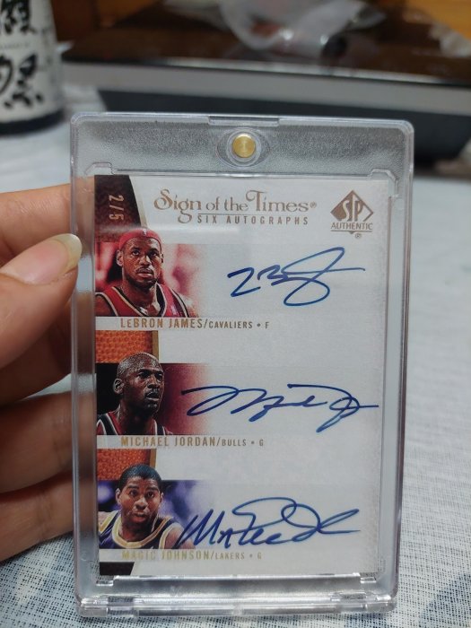喬丹Michael jordan+Lebron james+Kobe +魔術強生 非親筆簽名卡 Reprint 重製卡