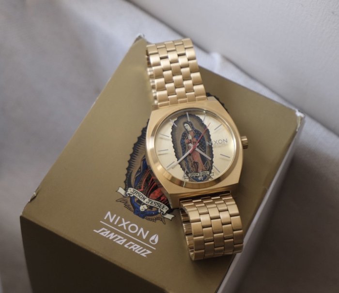 NIXON 聖母マリア 腕時計 SANTA CRUZ NIXON 聖母マリア 腕時計 SANTA CRUZ
