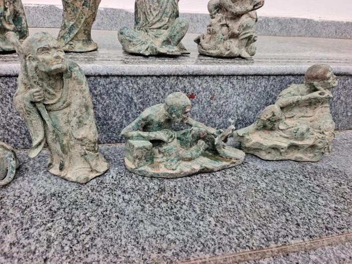 青銅器十八羅漢全如圖包漿老銹色入骨造型栩栩如生懂的來，標，私聊我